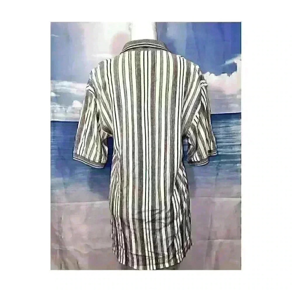 IZOD Mens Polo Short Sleeve CASUAL GOLF TENNIS CASUAL Shirt Size Sm - Picture 2 of 3